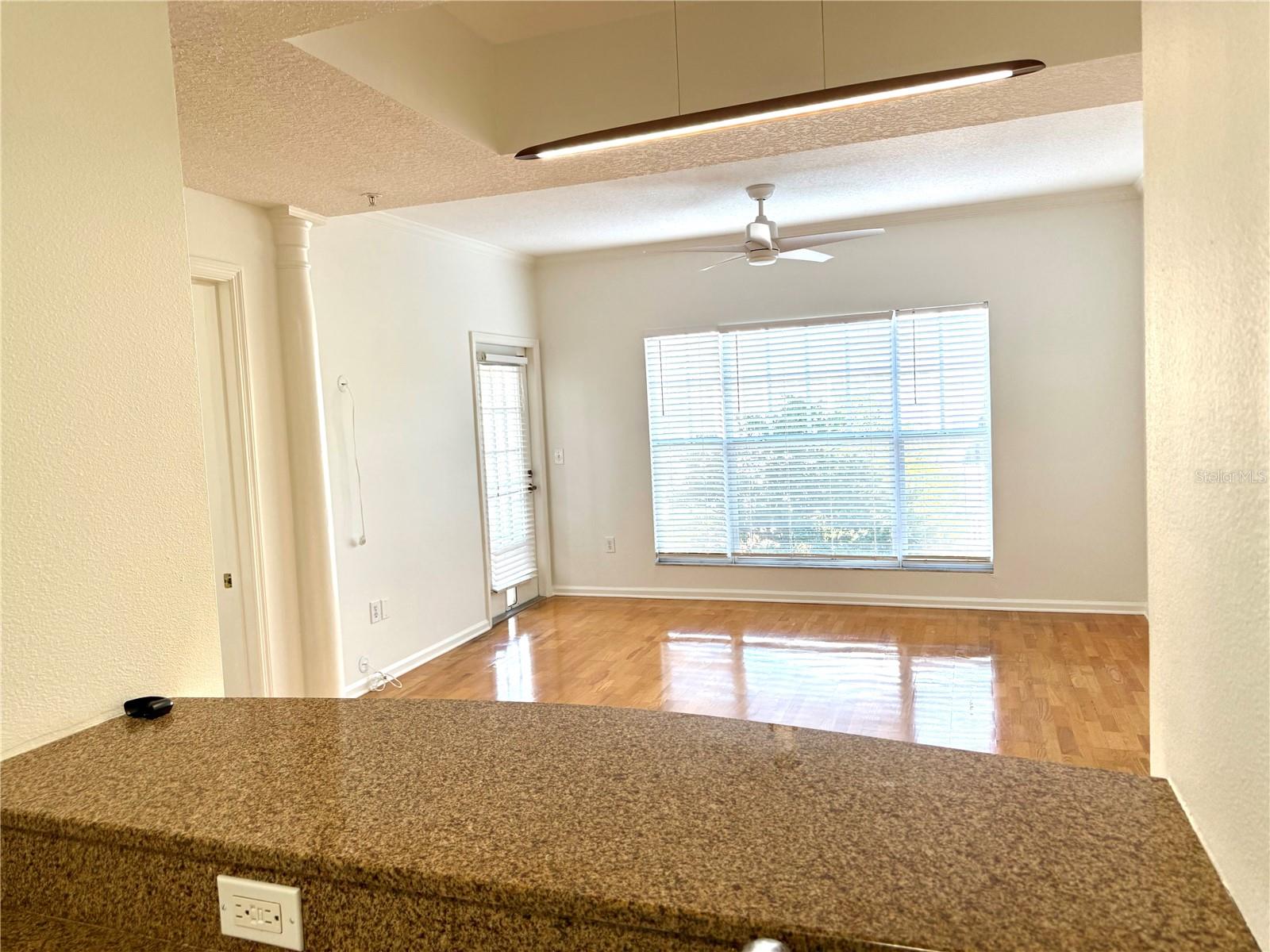 Image 4 of 30 For 800 Dakota Avenue 332