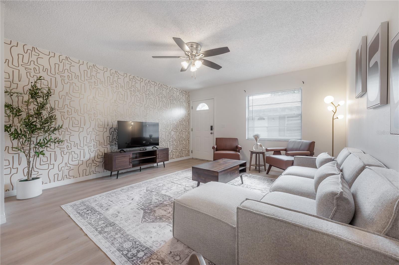 Image 8 of 25 For 6908 Macdill Avenue B