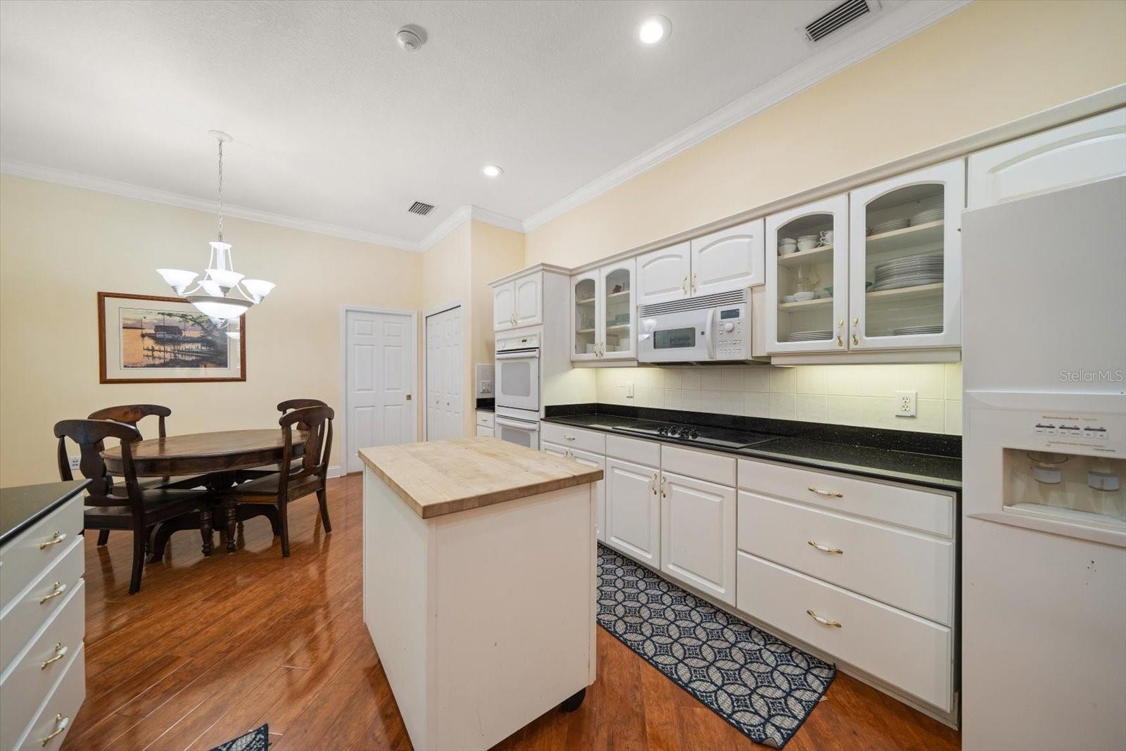 Image 16 of 49 For 5243 Foxhunt Drive