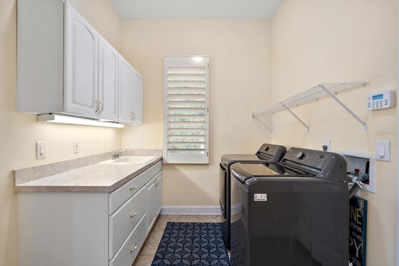 Image 33 of 49 For 5243 Foxhunt Drive