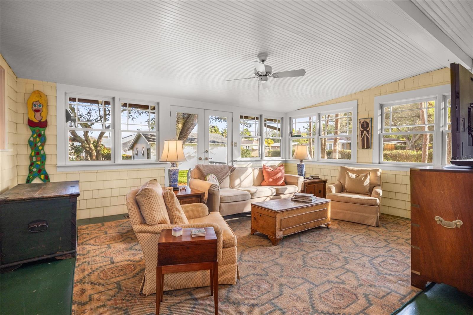 Listing photo id 17 for 458 Scotland Street