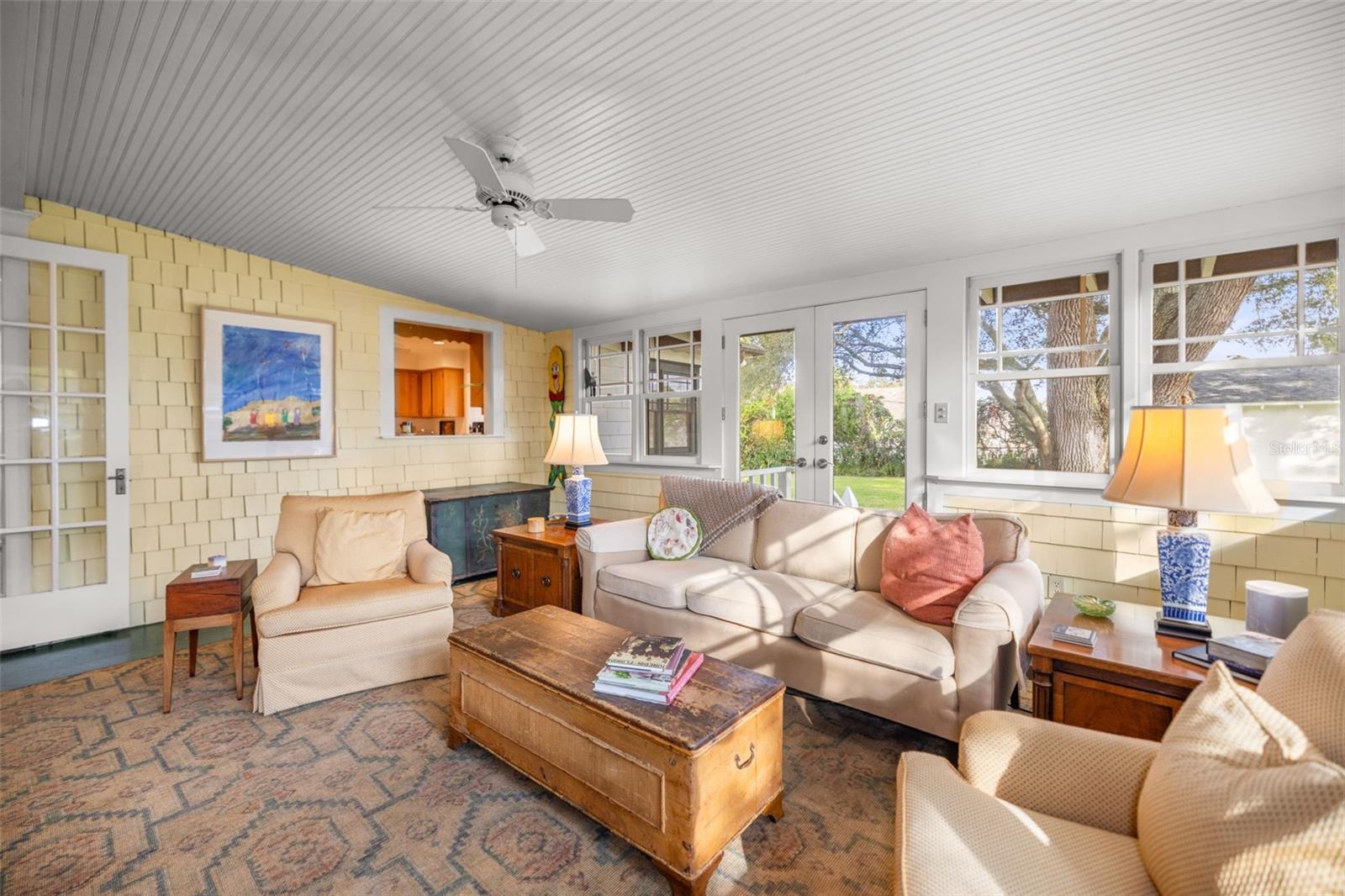 Listing photo id 19 for 458 Scotland Street