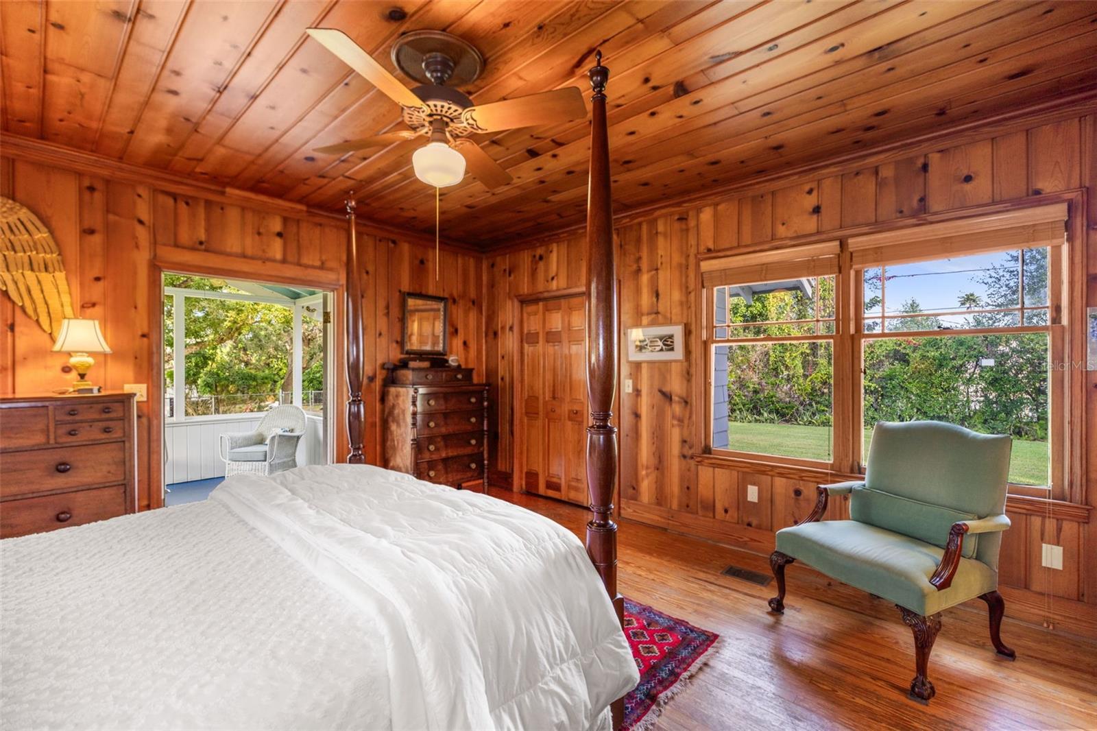 Listing photo id 29 for 458 Scotland Street