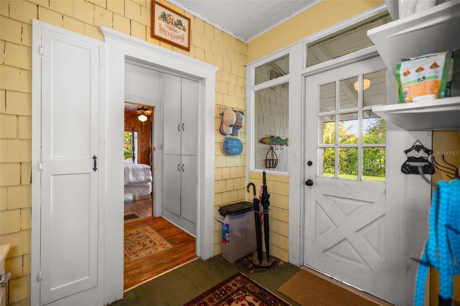 Listing photo id 34 for 458 Scotland Street