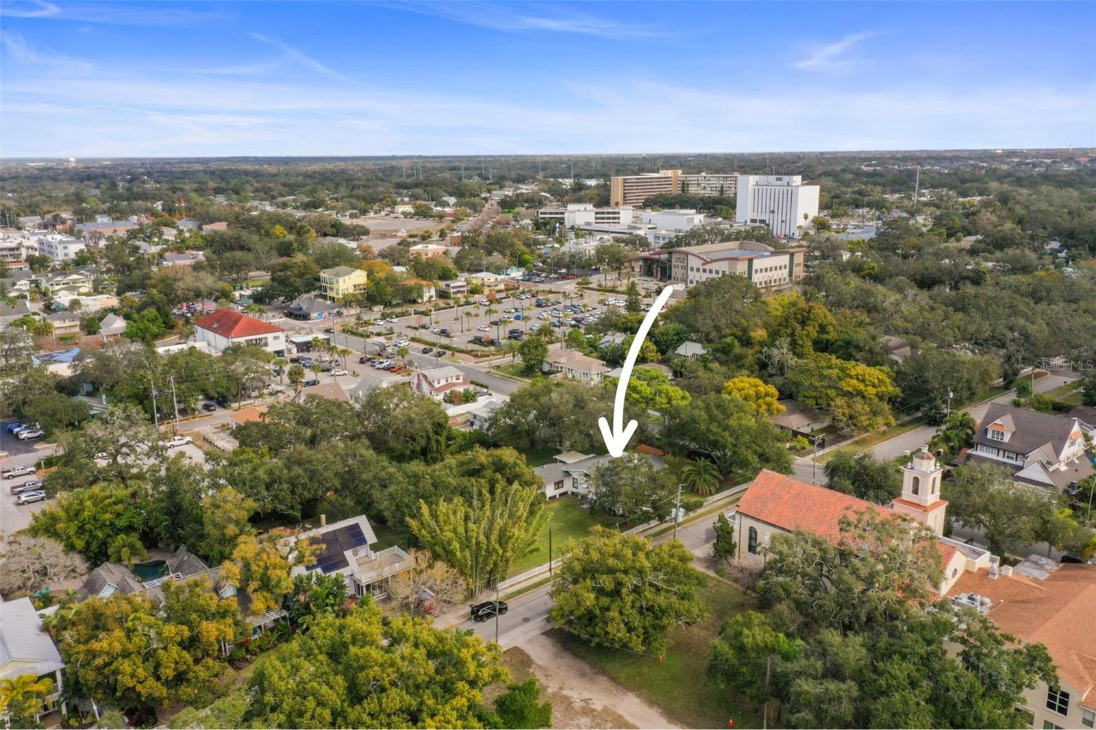 Listing photo id 83 for 458 Scotland Street