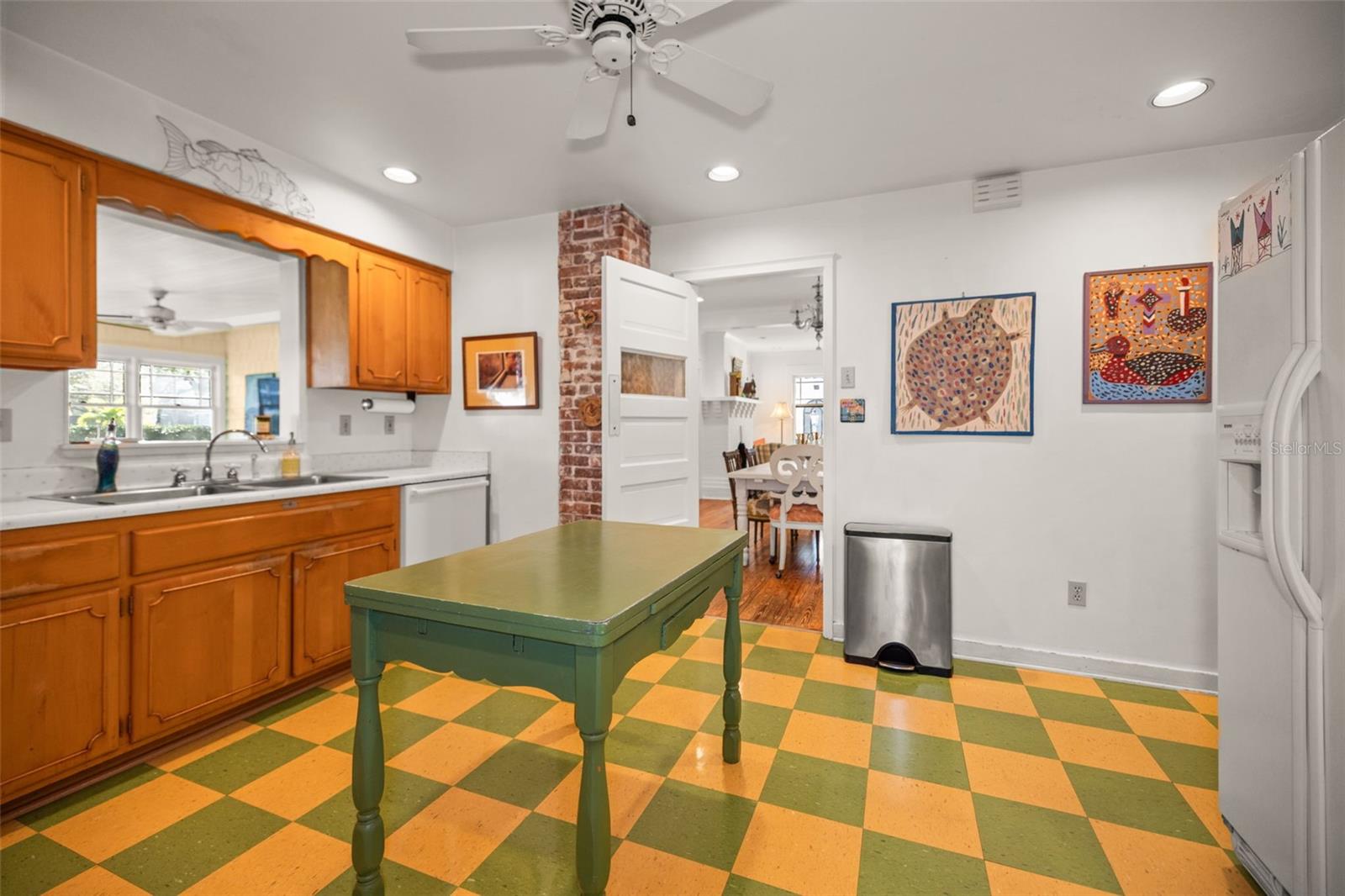 Image 16 of 93 For 458 Scotland Street