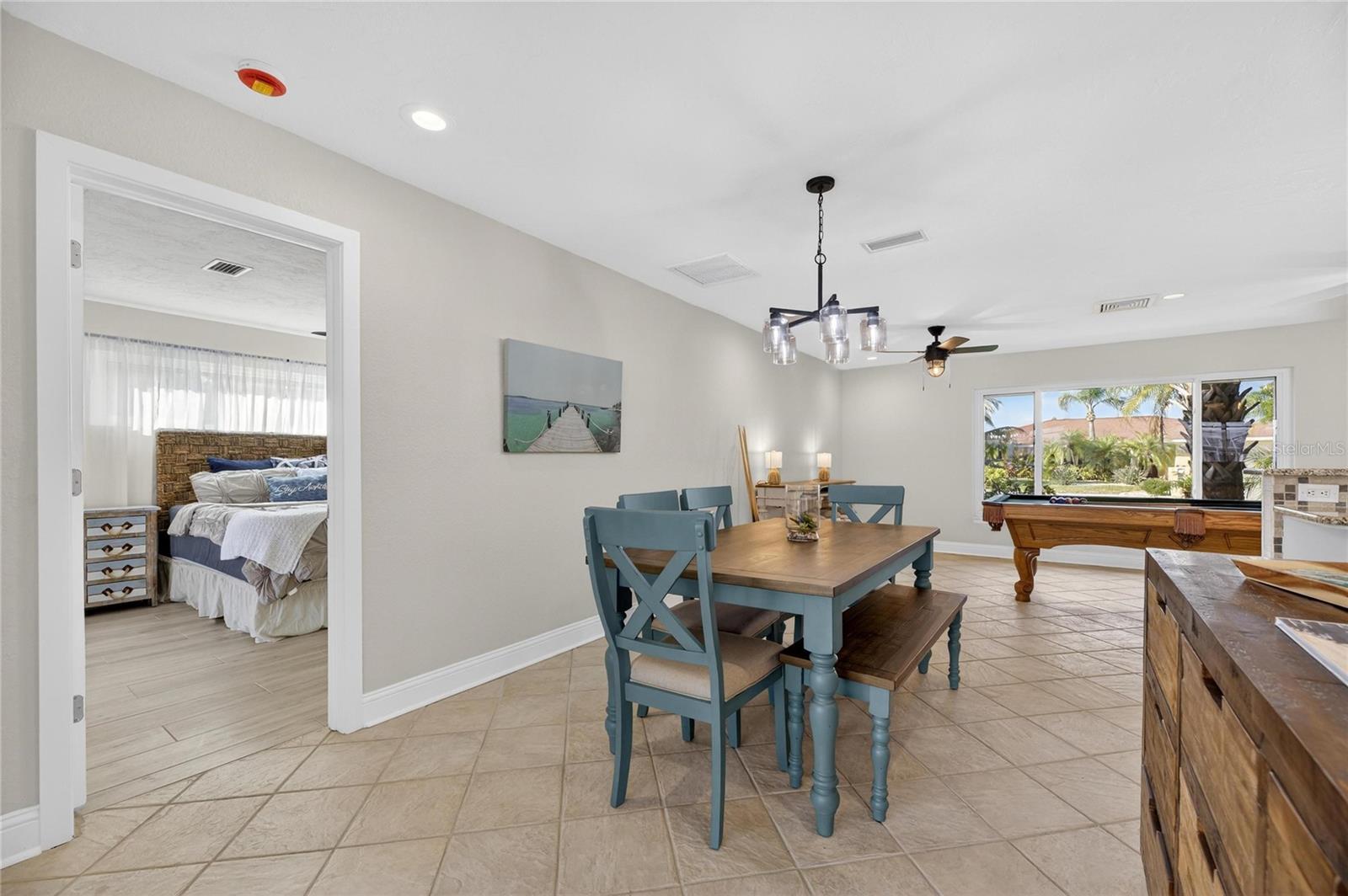 Image 14 of 75 For 6307 Cottonwood Lane