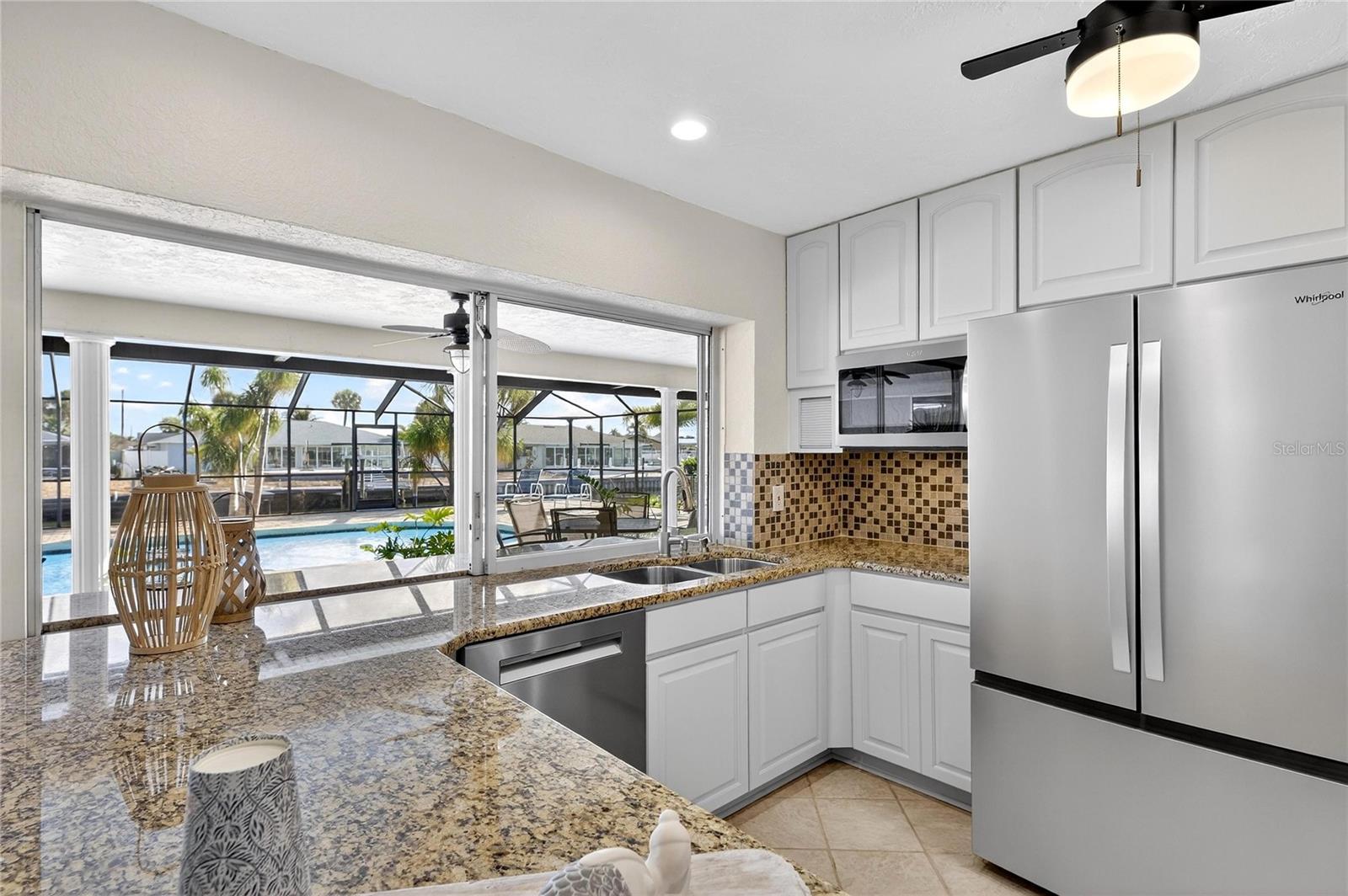 Image 18 of 75 For 6307 Cottonwood Lane