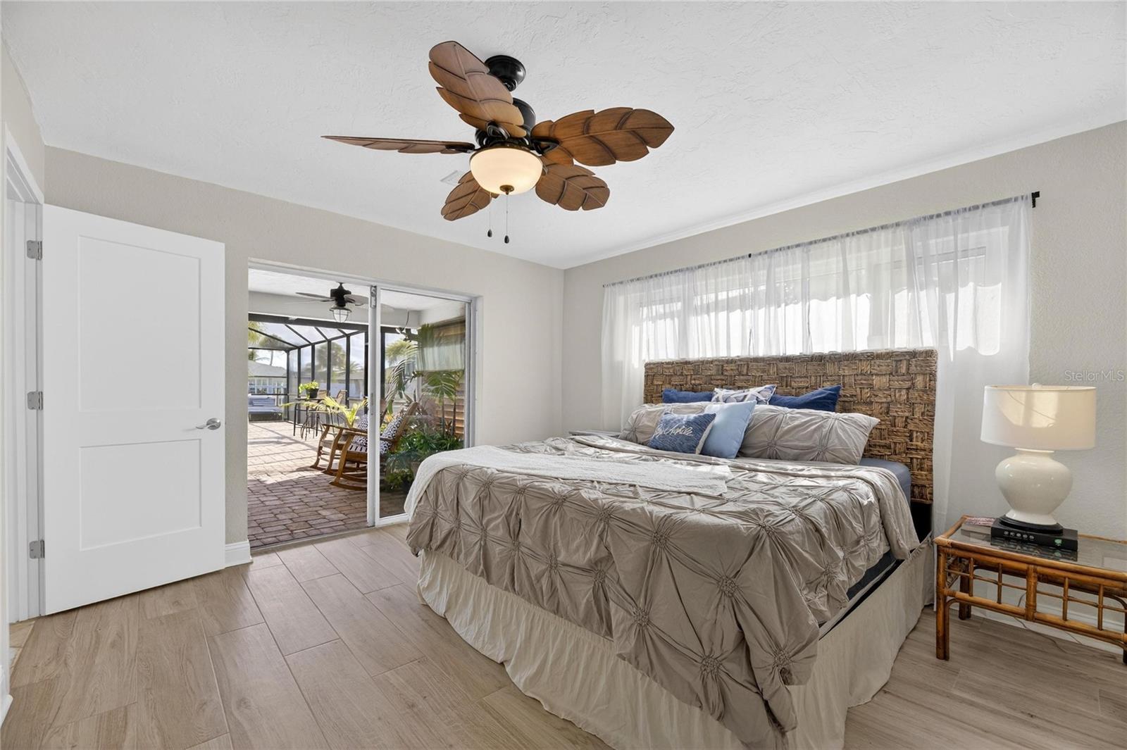 Image 26 of 75 For 6307 Cottonwood Lane