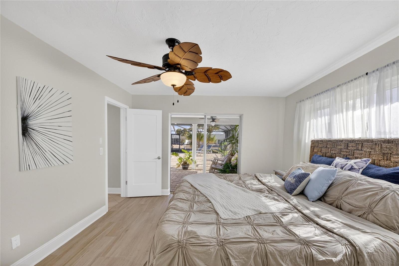 Image 27 of 75 For 6307 Cottonwood Lane