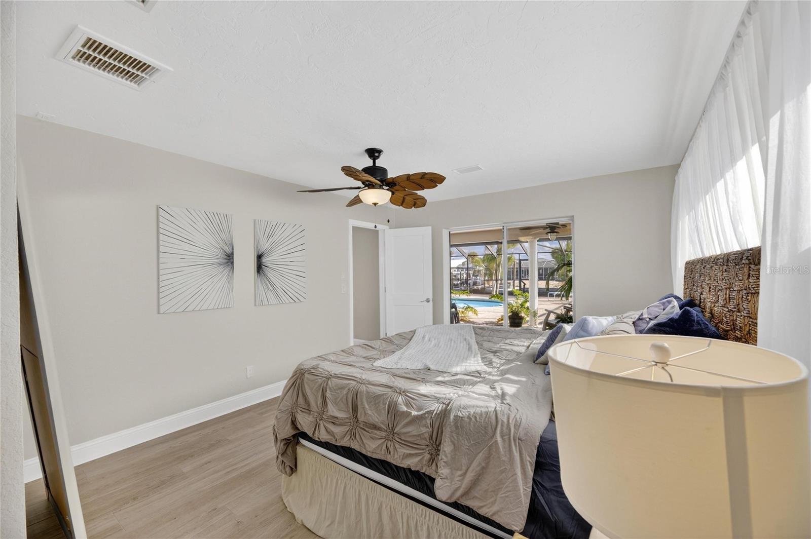 Image 28 of 75 For 6307 Cottonwood Lane