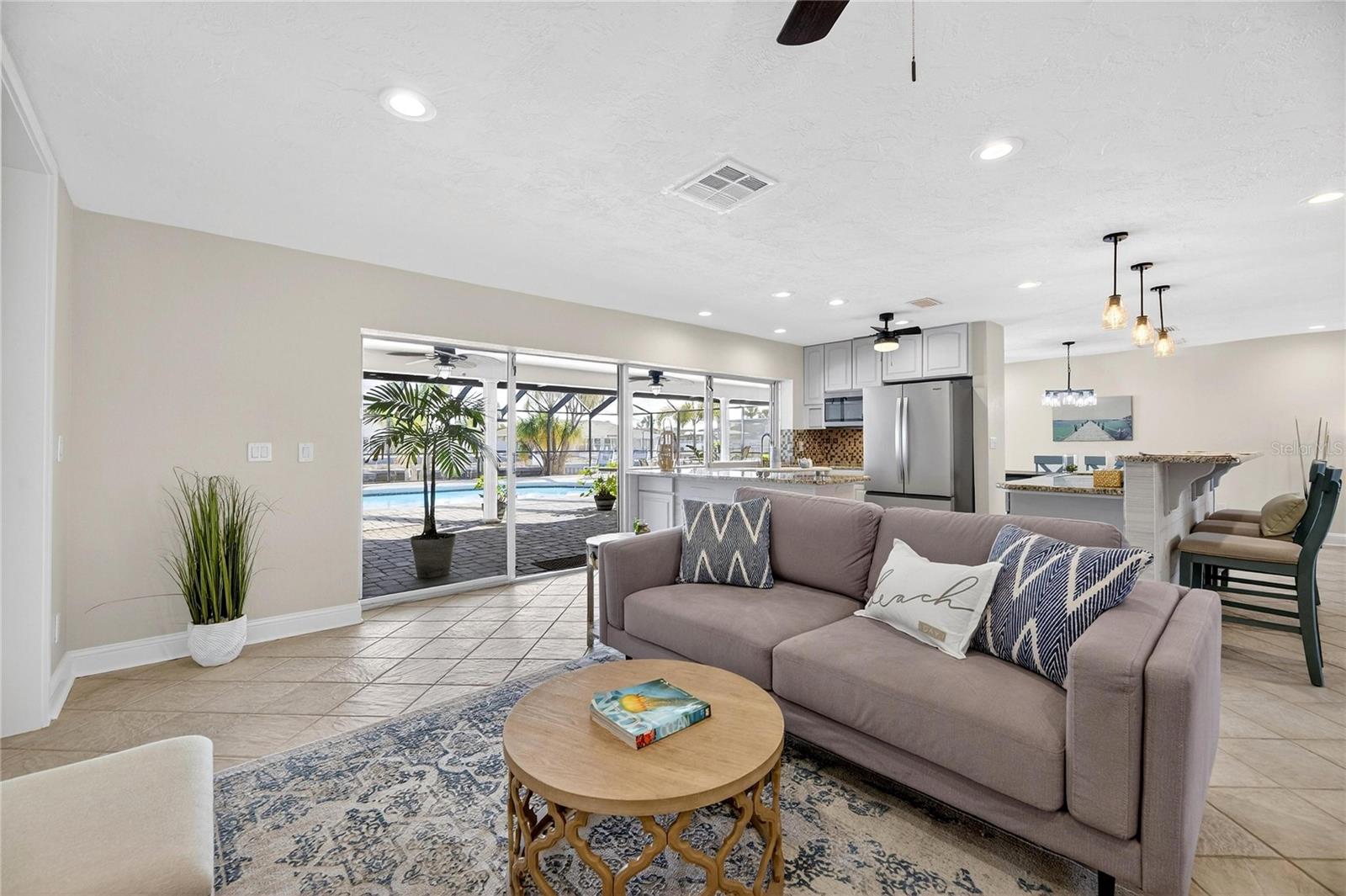 Image 7 of 75 For 6307 Cottonwood Lane