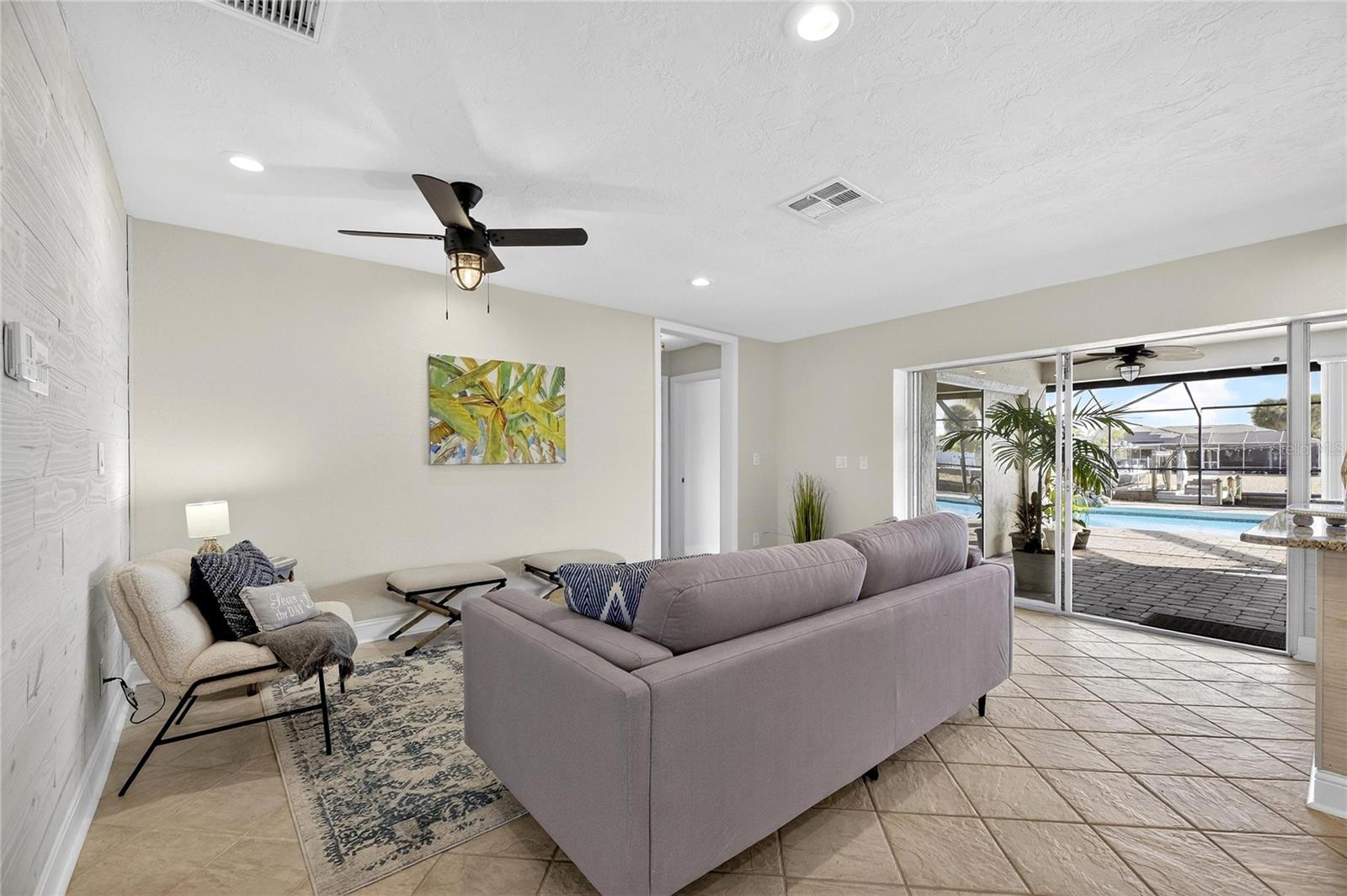 Image 8 of 75 For 6307 Cottonwood Lane