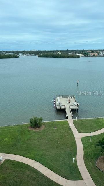 Image 21 of 22 For 1847 Shore Drive S 709