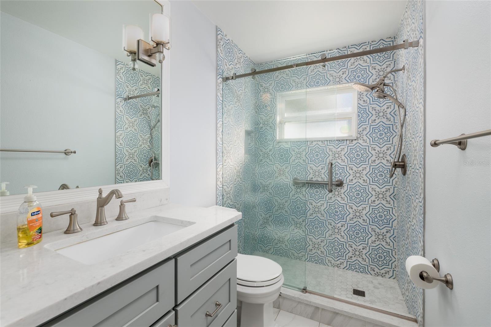 Image 11 of 27 For 5510 21st Avenue N