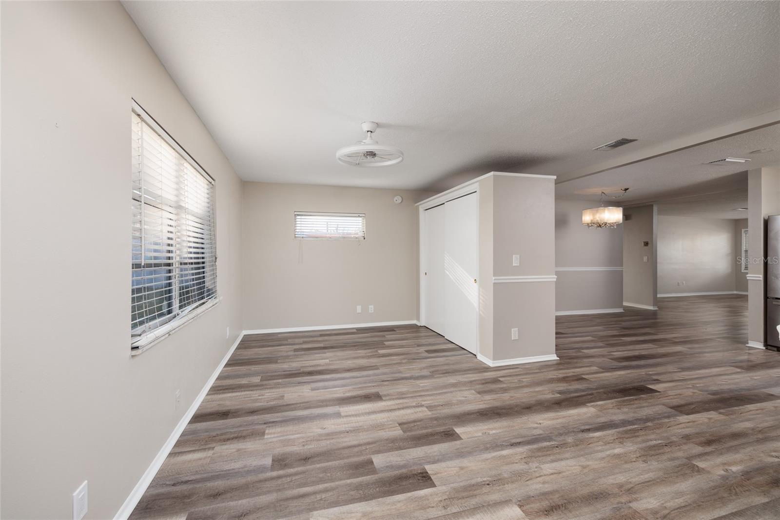 Image 13 of 27 For 5510 21st Avenue N