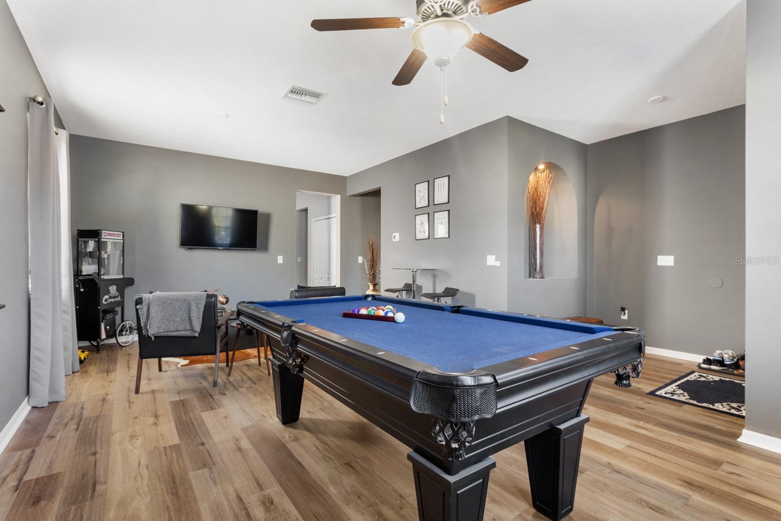 Image 10 of 40 For 8602 Tidal Breeze Drive