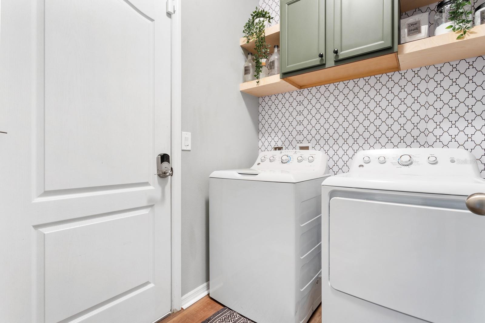 Image 11 of 40 For 8602 Tidal Breeze Drive