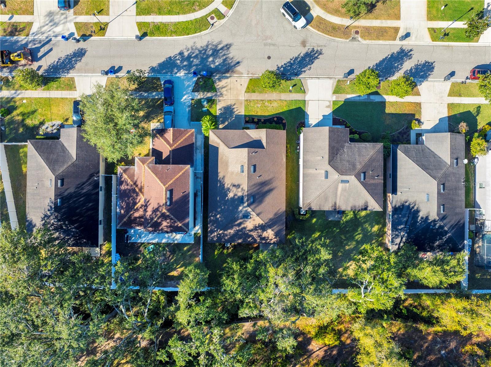 Image 37 of 40 For 8602 Tidal Breeze Drive