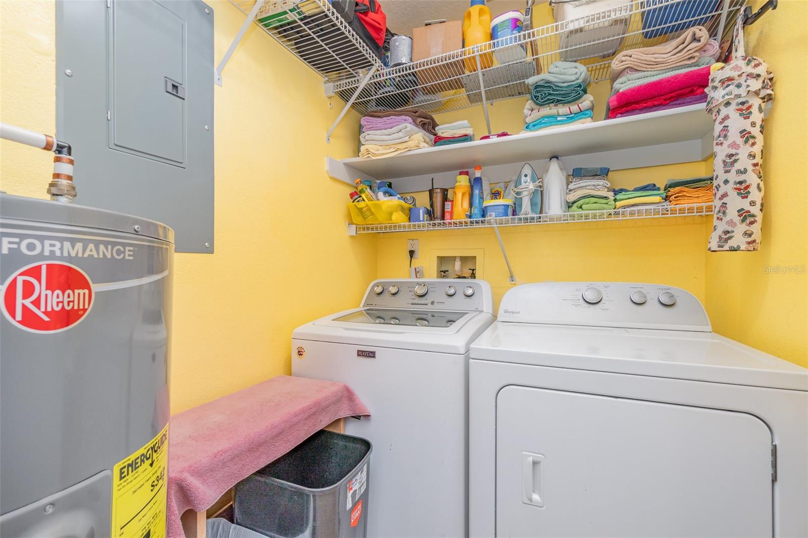 Image 17 of 36 For 2700 Magdalina Drive 2b