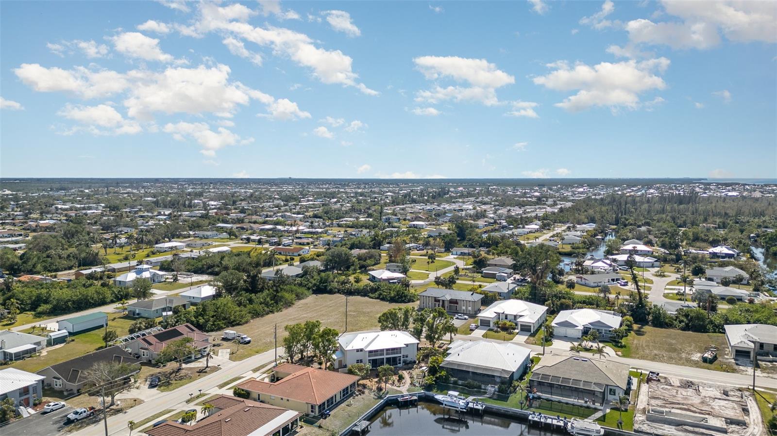 Image 34 of 36 For 2700 Magdalina Drive 2b