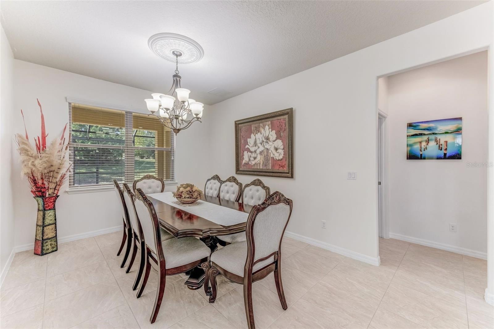 Image 17 of 62 For 337 Alicante Court