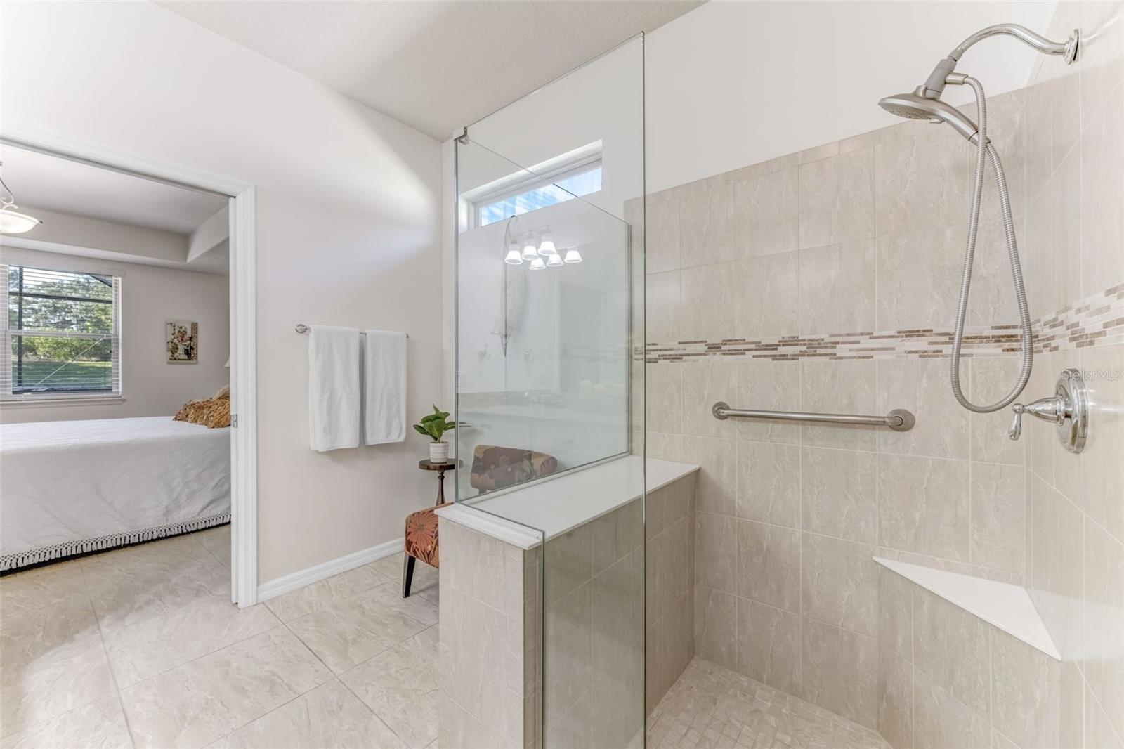 Image 22 of 62 For 337 Alicante Court