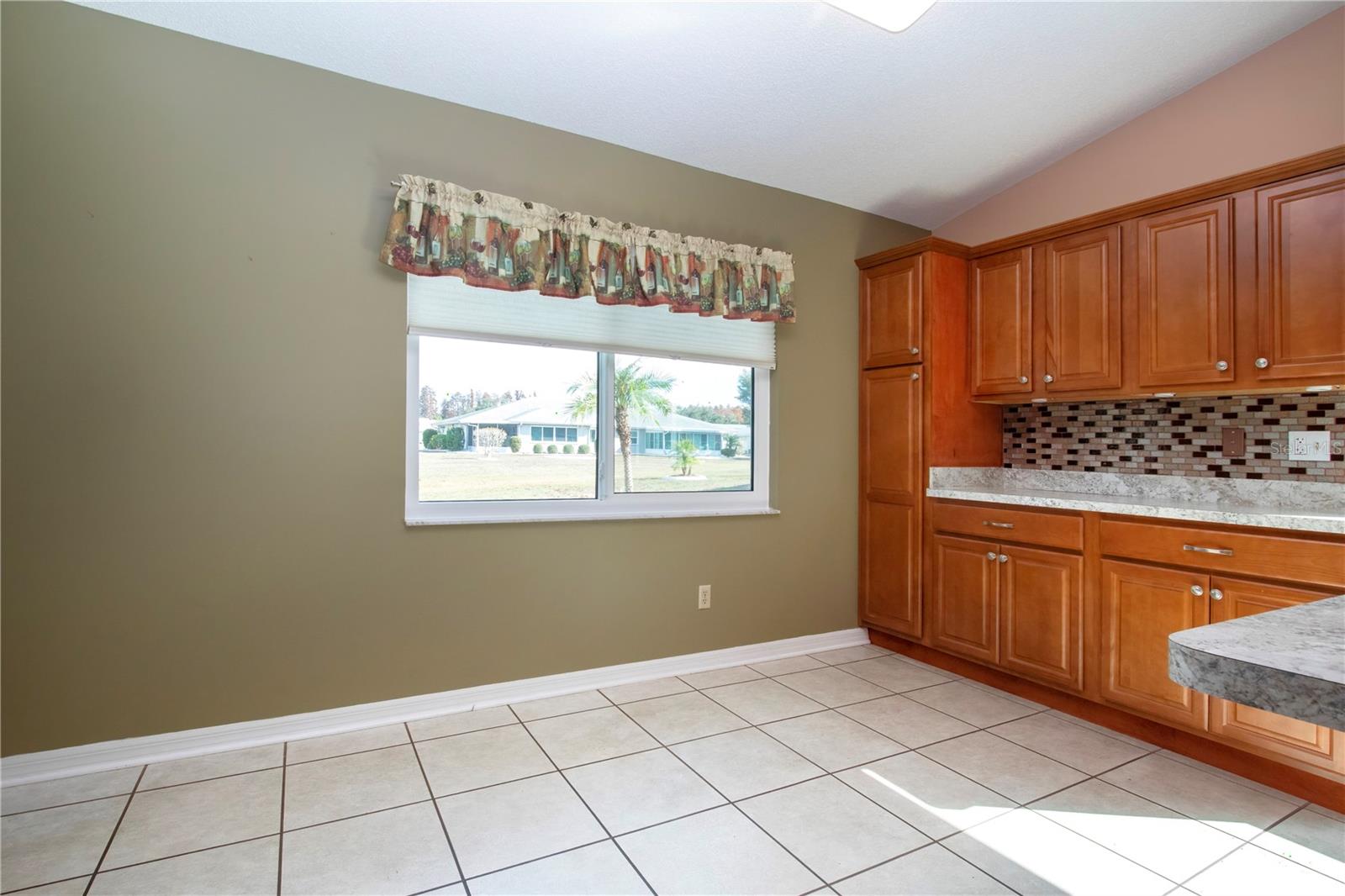 Image 21 of 62 For 1619 Faxton Drive