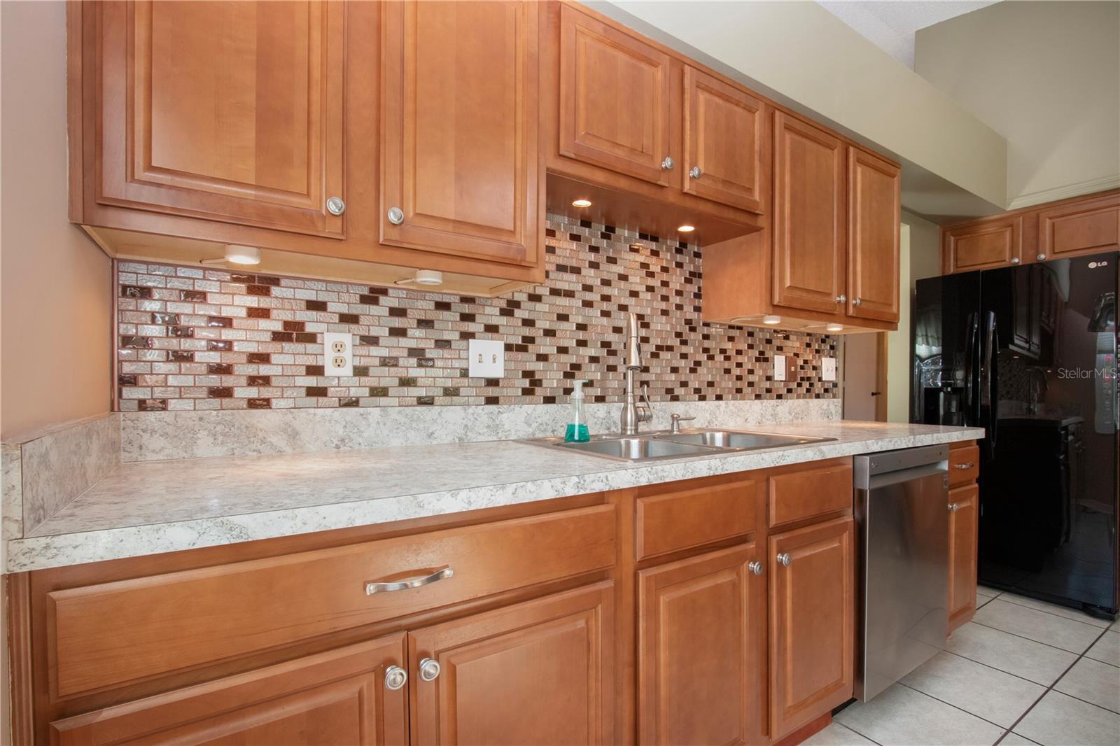 Image 26 of 62 For 1619 Faxton Drive