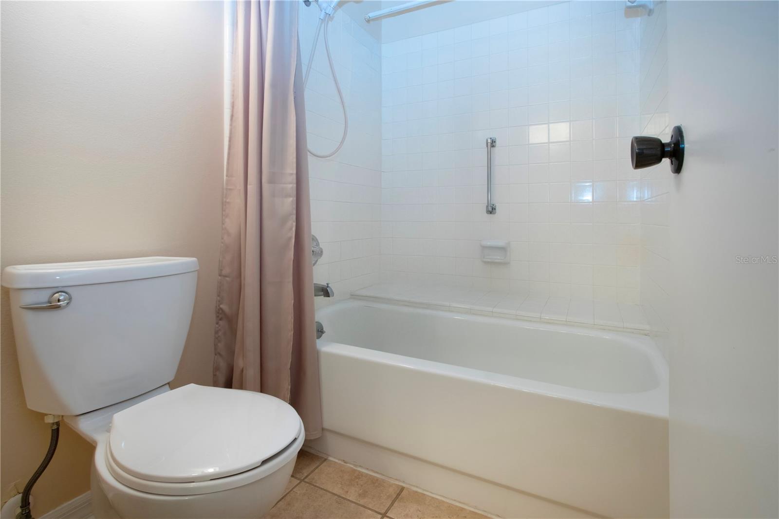 Image 42 of 62 For 1619 Faxton Drive