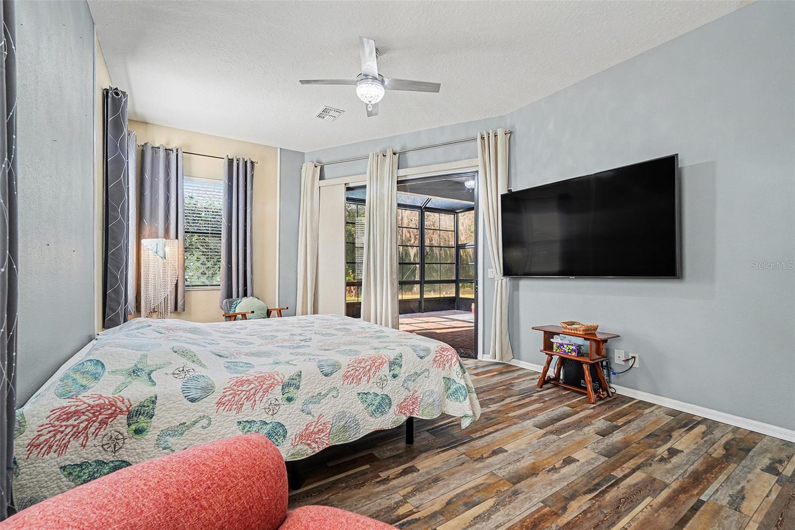 Image 21 of 30 For 3037 Folkestone Loop