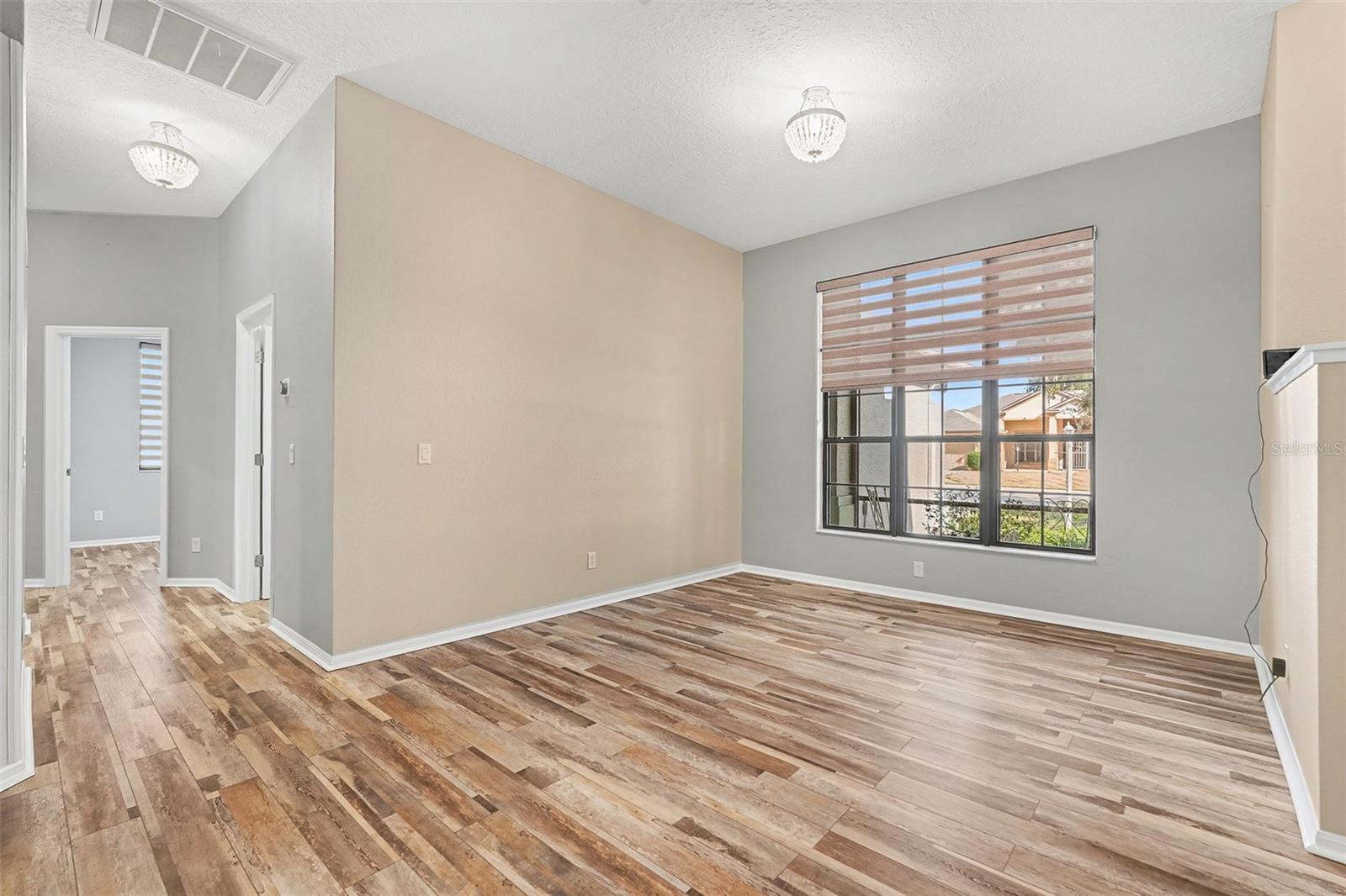 Image 9 of 30 For 3037 Folkestone Loop