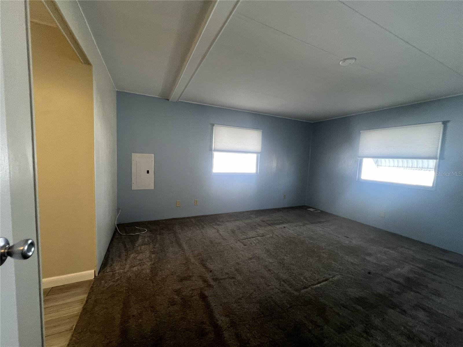 Image 16 of 27 For 1500 County Road 1  201