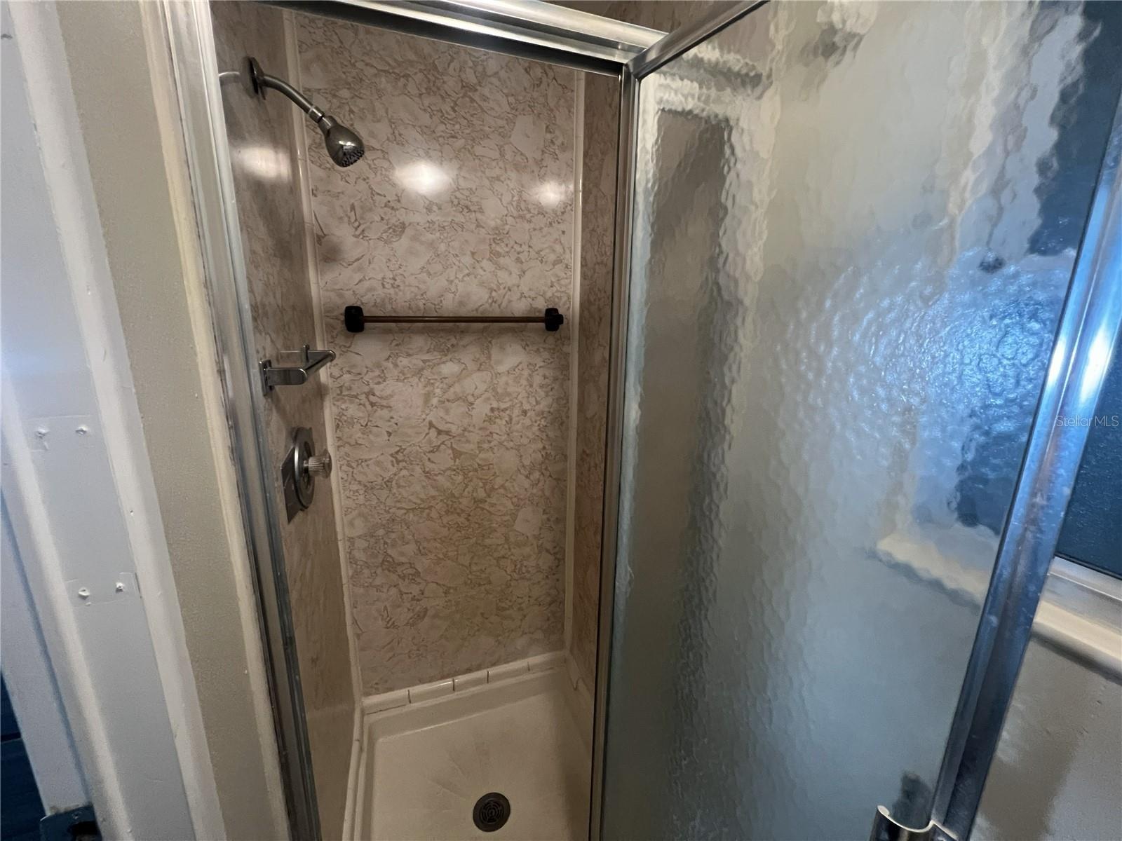 Image 21 of 27 For 1500 County Road 1  201