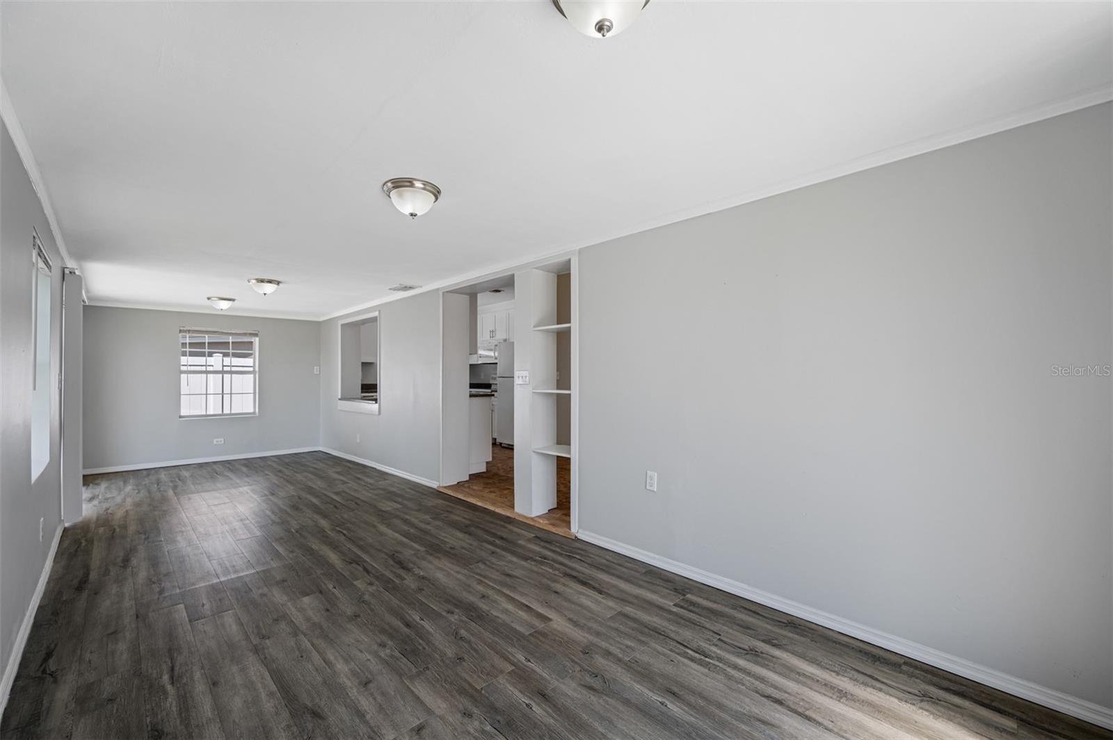 Image 11 of 30 For 1411 Thistledown Drive