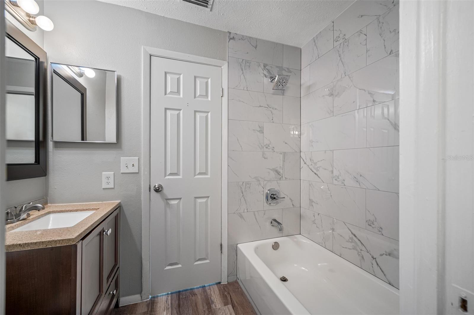 Image 17 of 30 For 1411 Thistledown Drive