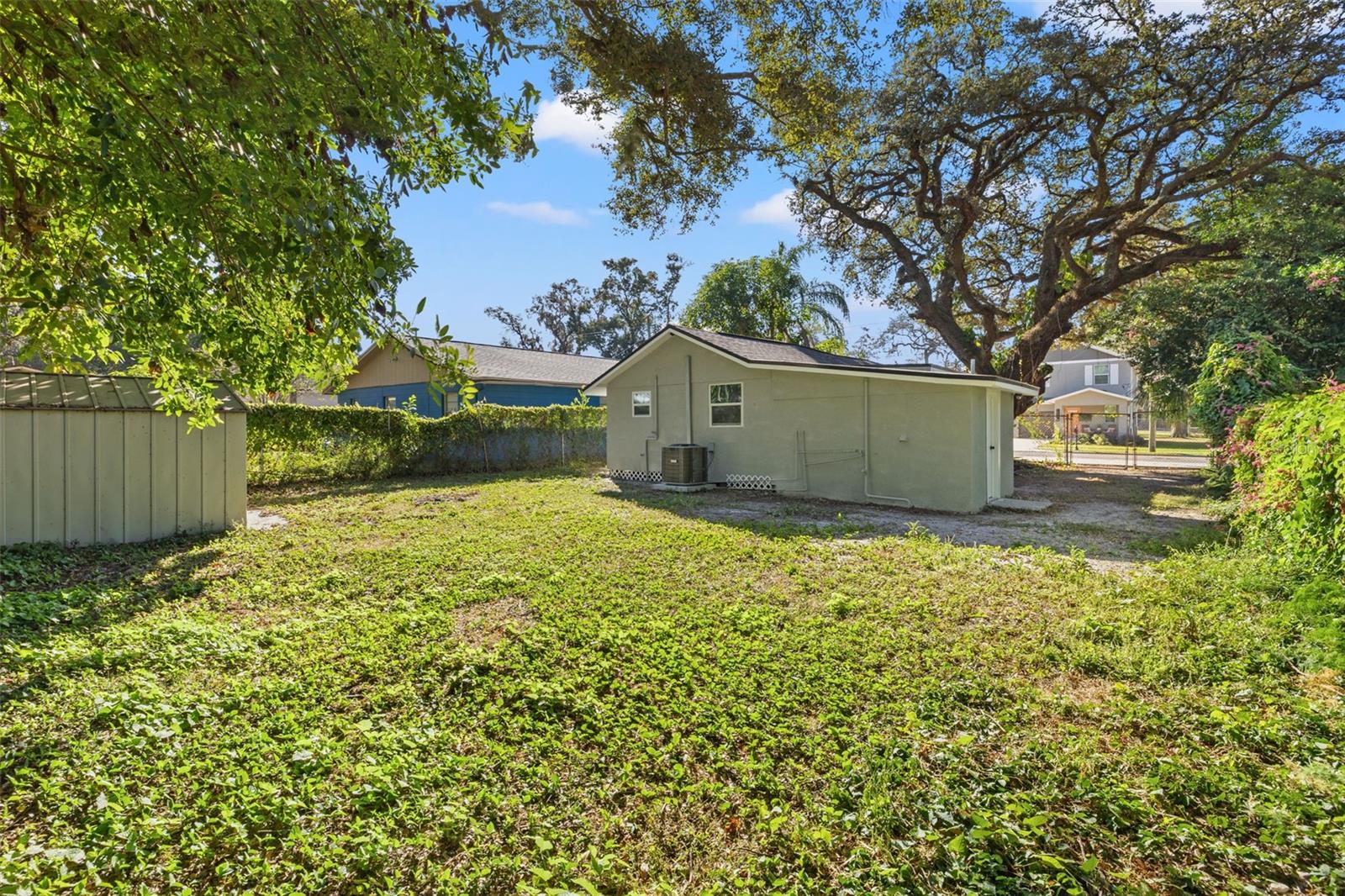 Image 30 of 33 For 1606 Osborne Avenue