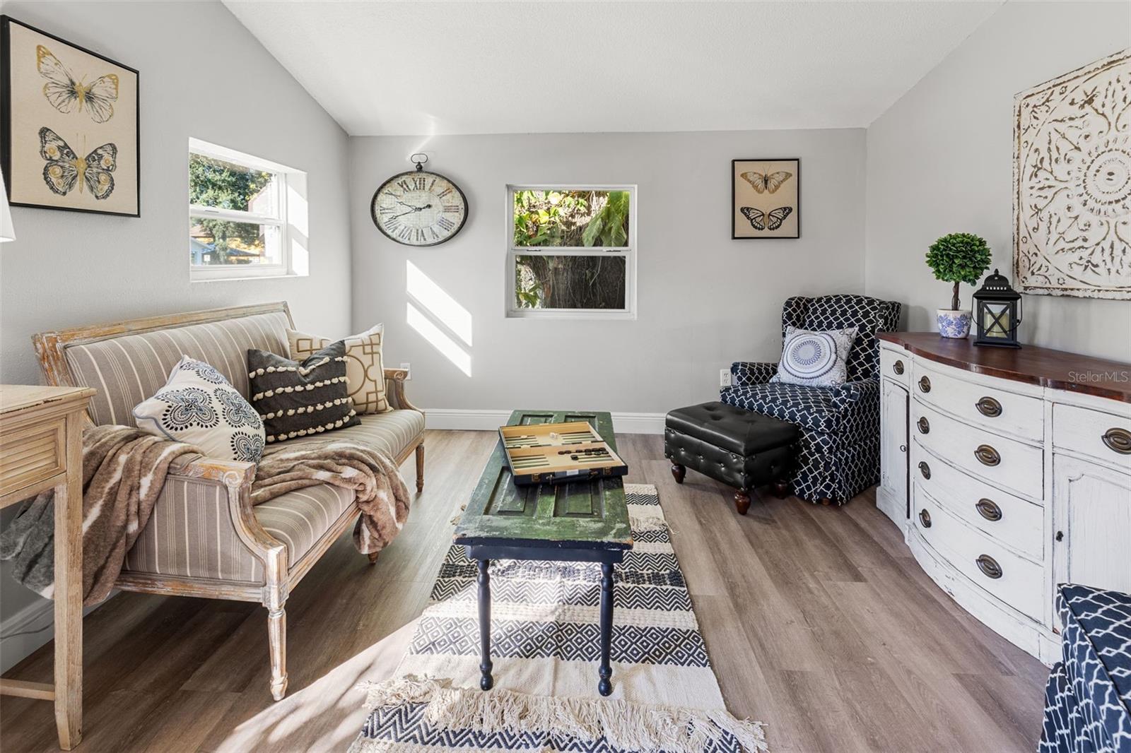 Image 4 of 33 For 1606 Osborne Avenue