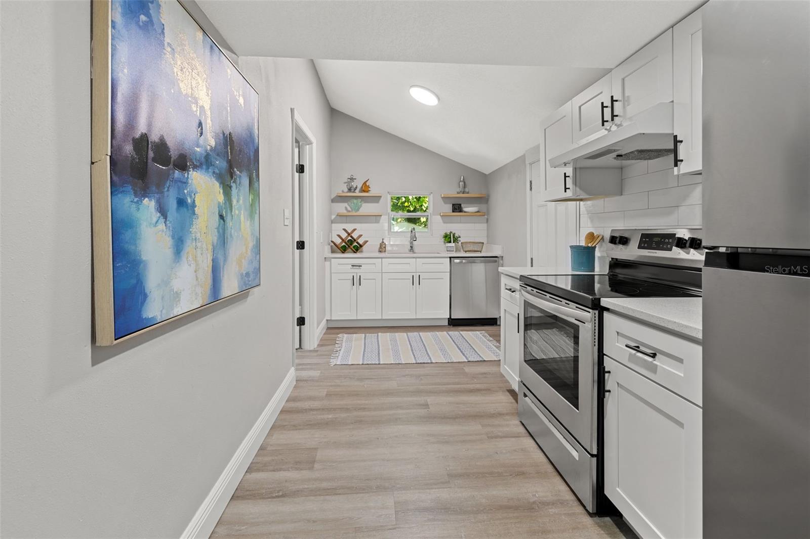 Image 7 of 33 For 1606 Osborne Avenue