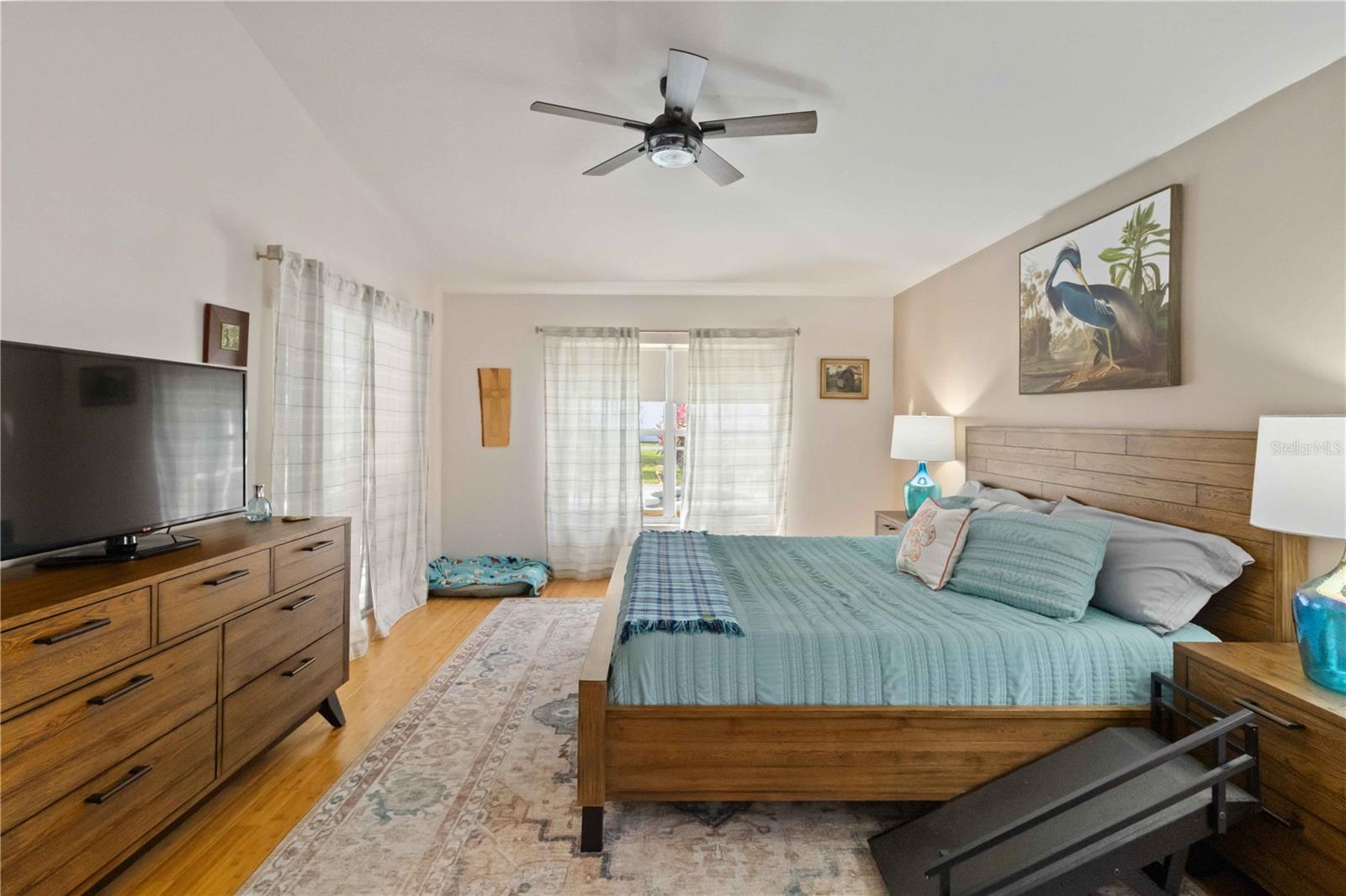 Image 18 of 43 For 8950 Aberdeen Creek Circle