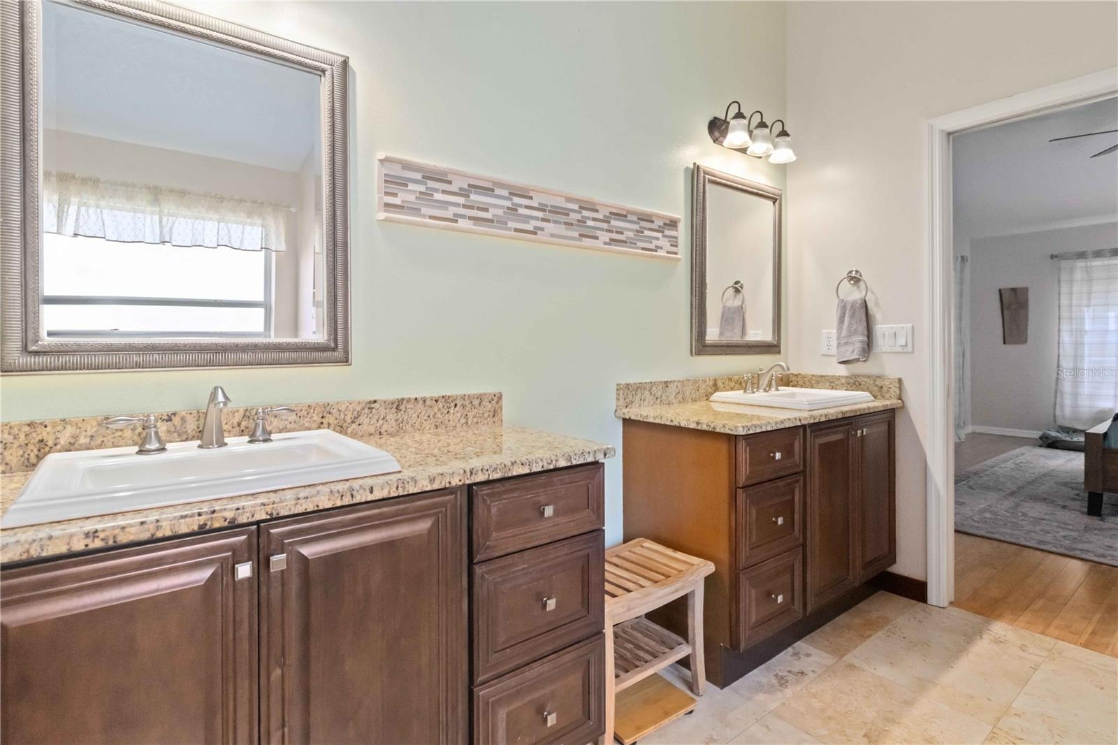 Image 22 of 43 For 8950 Aberdeen Creek Circle