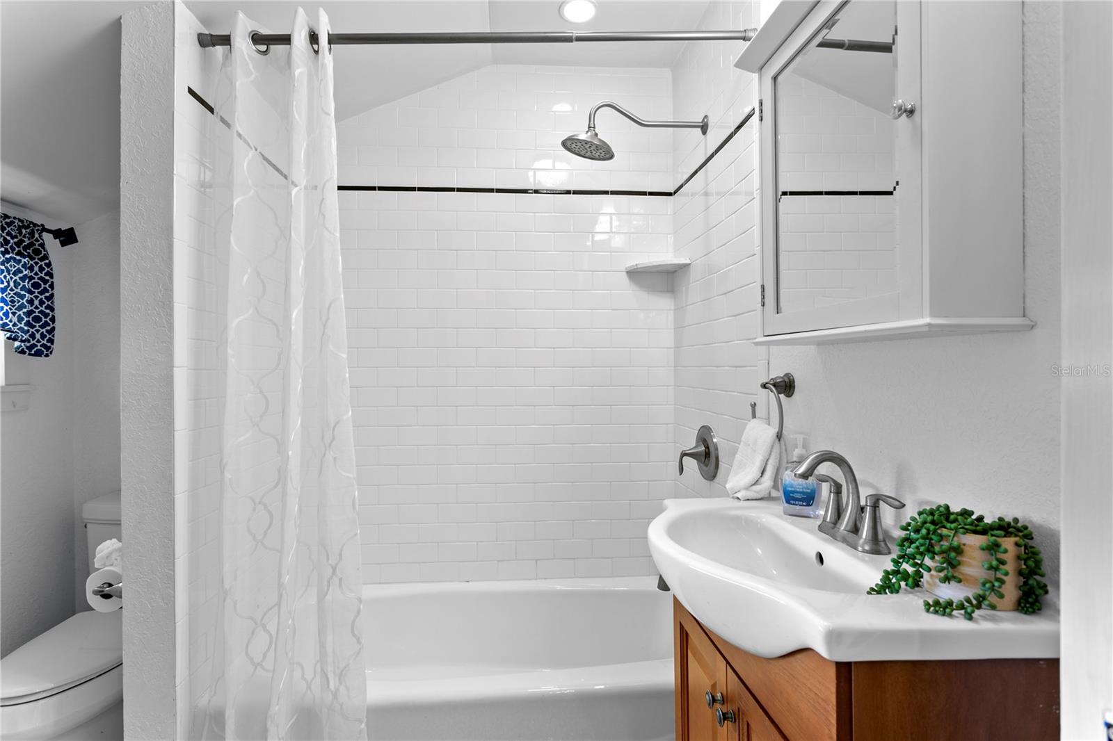 Image 26 of 36 For 937 5th Street N