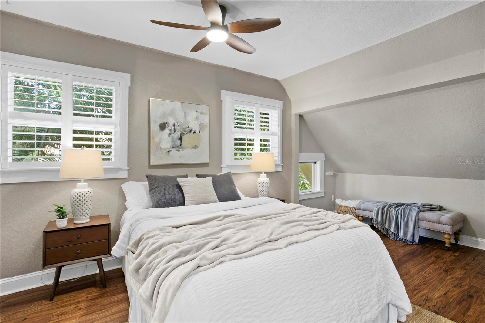 Image 27 of 36 For 937 5th Street N