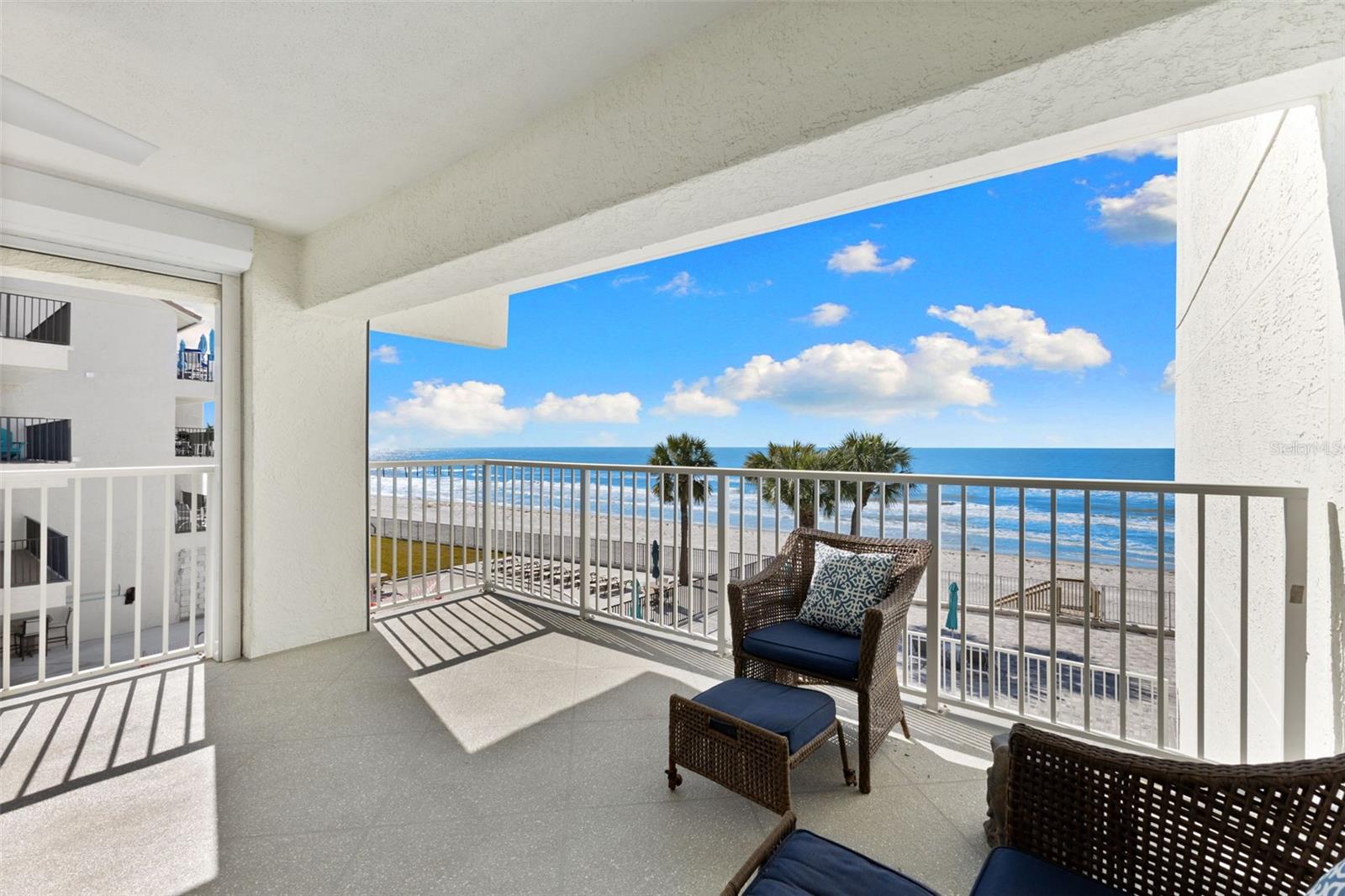 Listing photo id 31 for 16332 Gulf Boulevard 2b