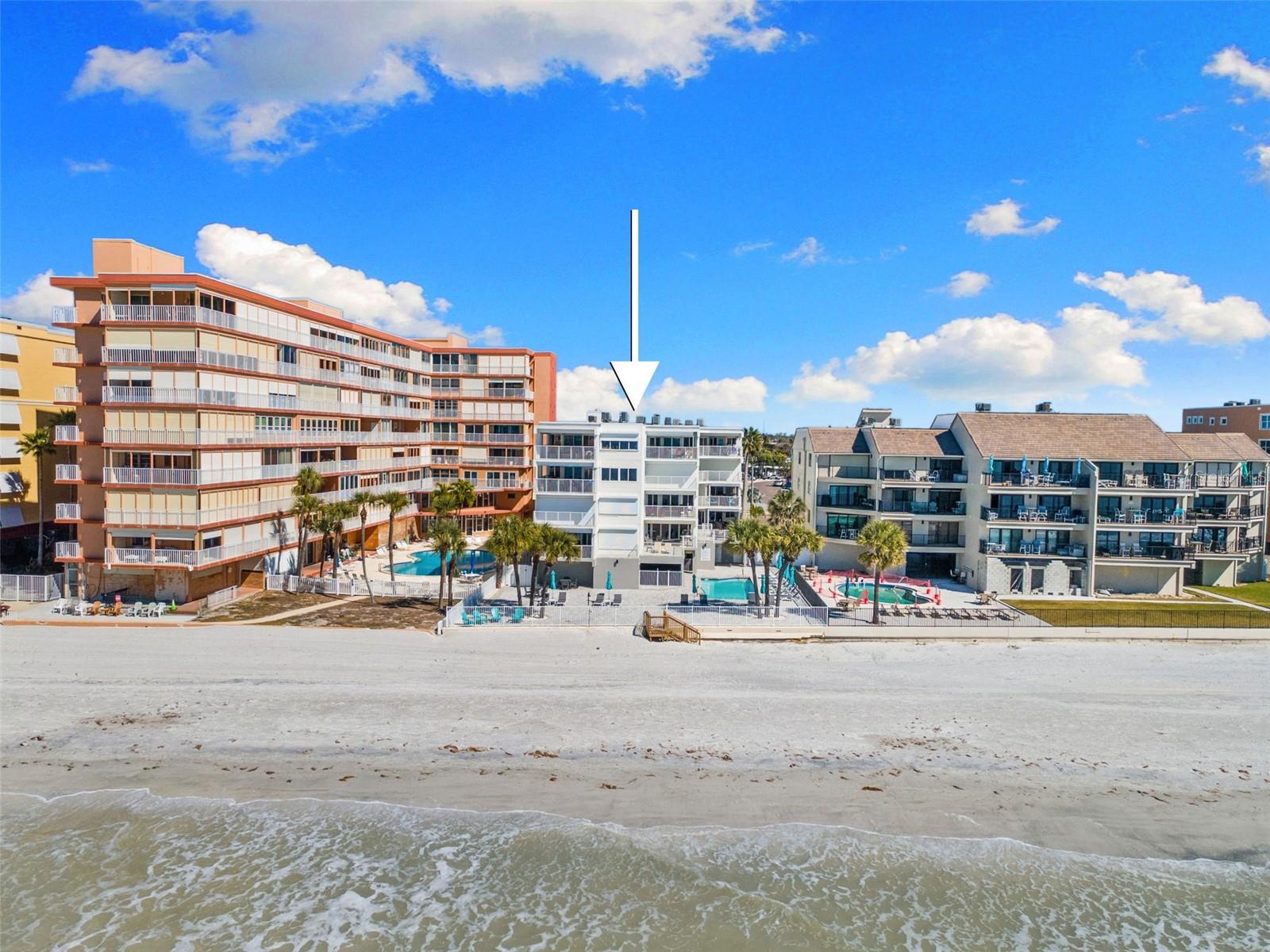 Listing photo id 50 for 16332 Gulf Boulevard 2b