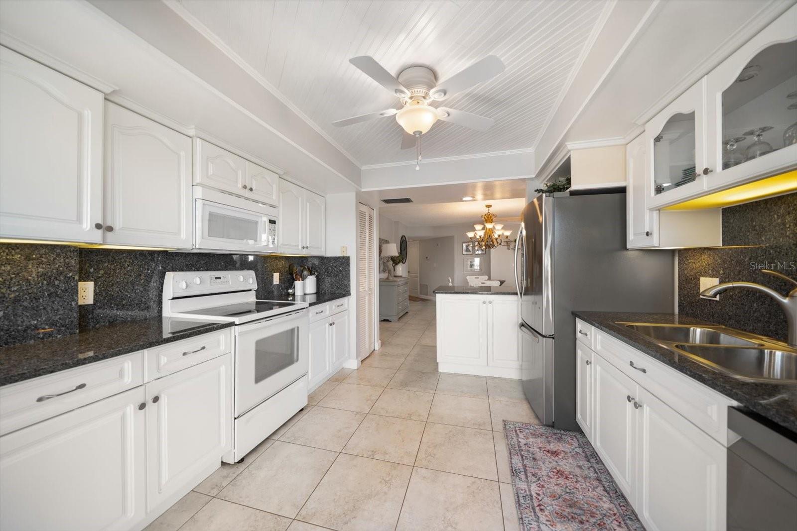 Image 17 of 55 For 1651 Sand Key Estates Court 28