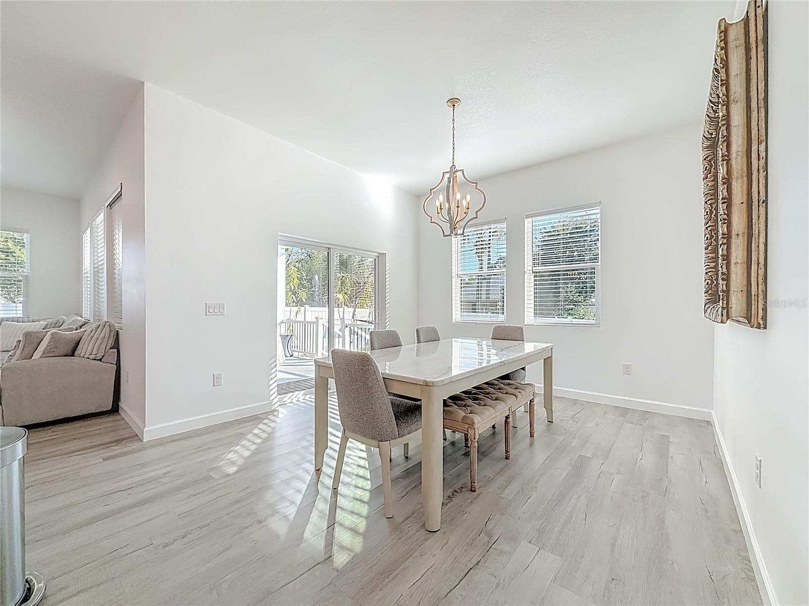 Image 11 of 44 For 1306 Lemon Street