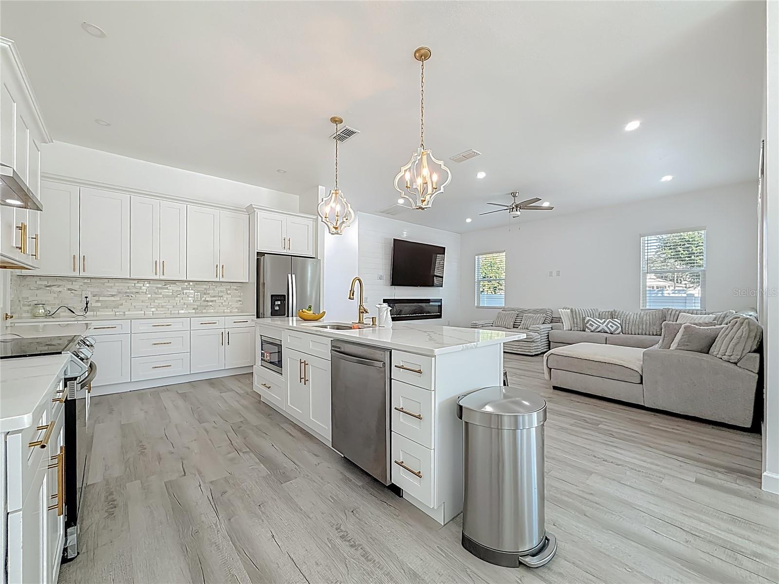 Image 7 of 44 For 1306 Lemon Street