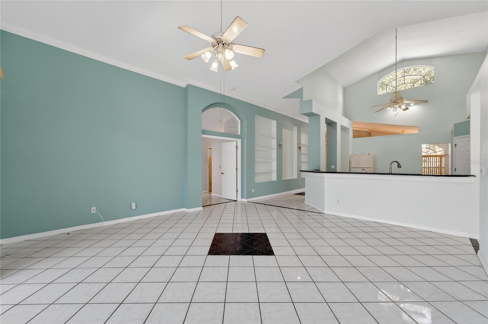 Image 29 of 73 For 4517 Oak River Circle