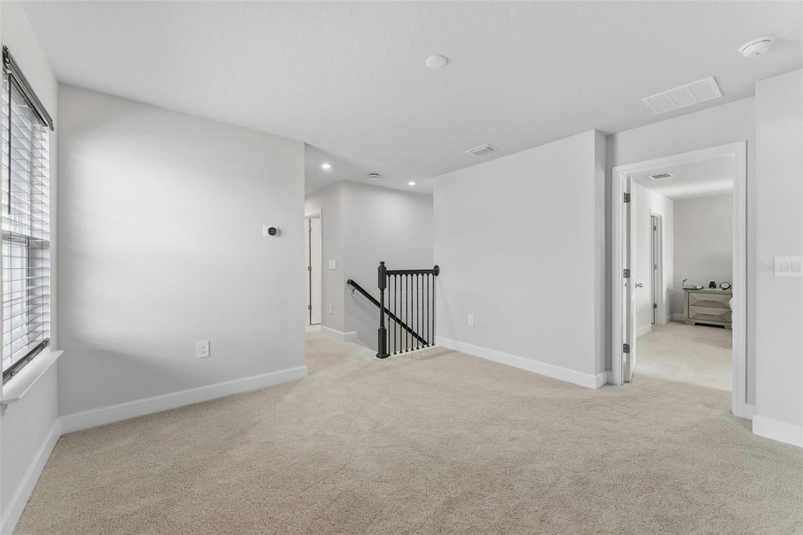 Image 13 of 31 For 14031 Crimson Avenue